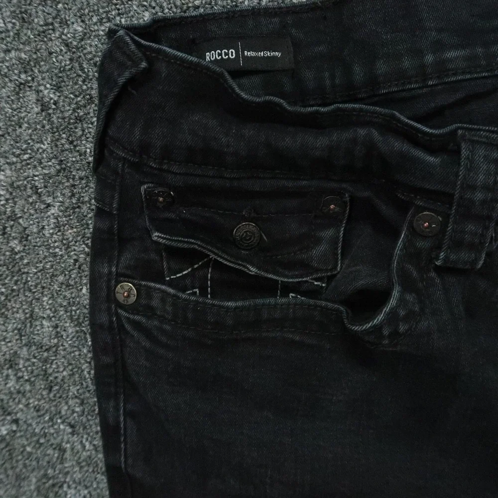 True Religion Jeans Men 38x33 Black Rocco Relaxed Skinny 5 Pocket Flaps